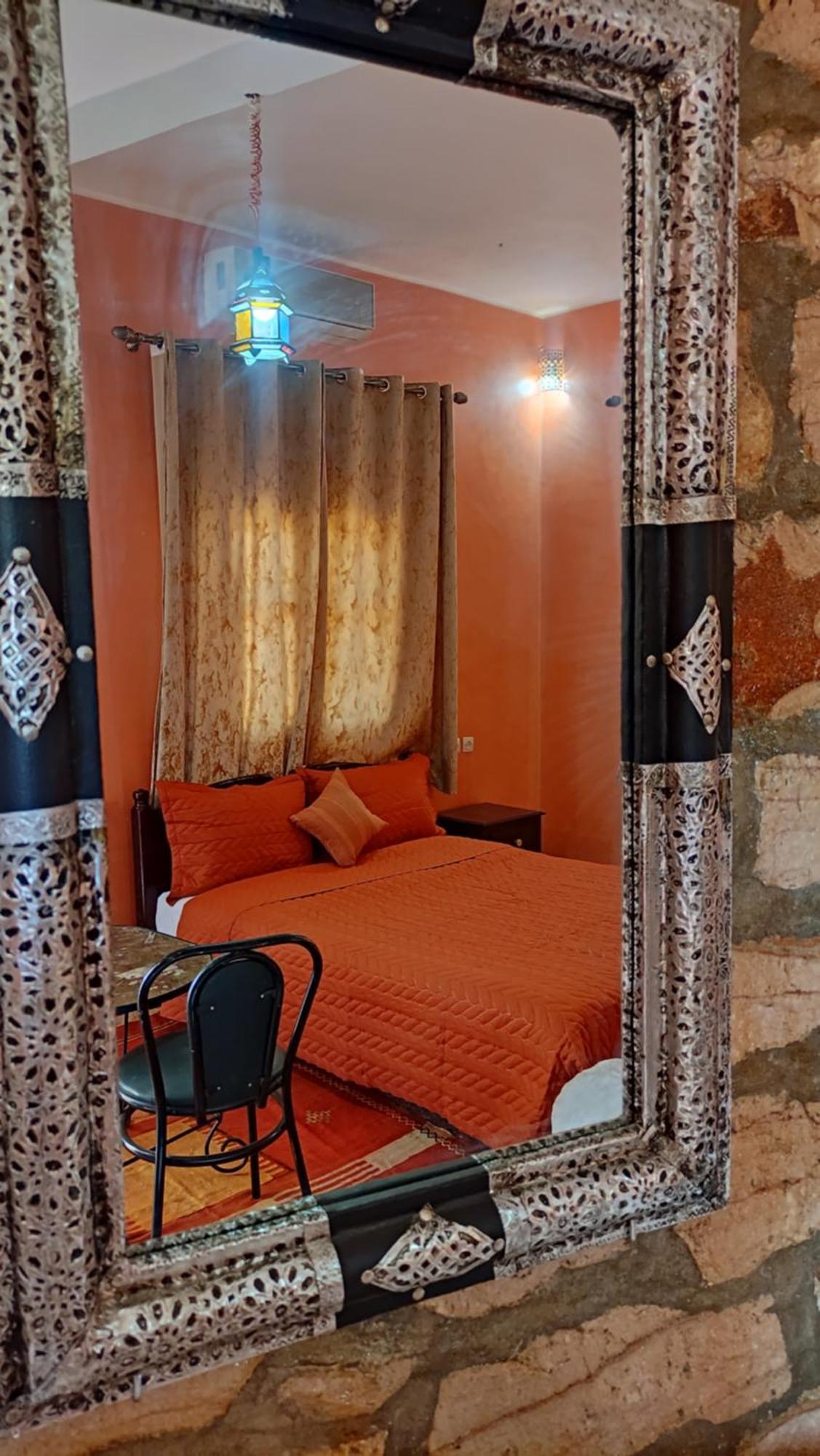 Hotel Camping Le Soleil 티네히르 외부 사진